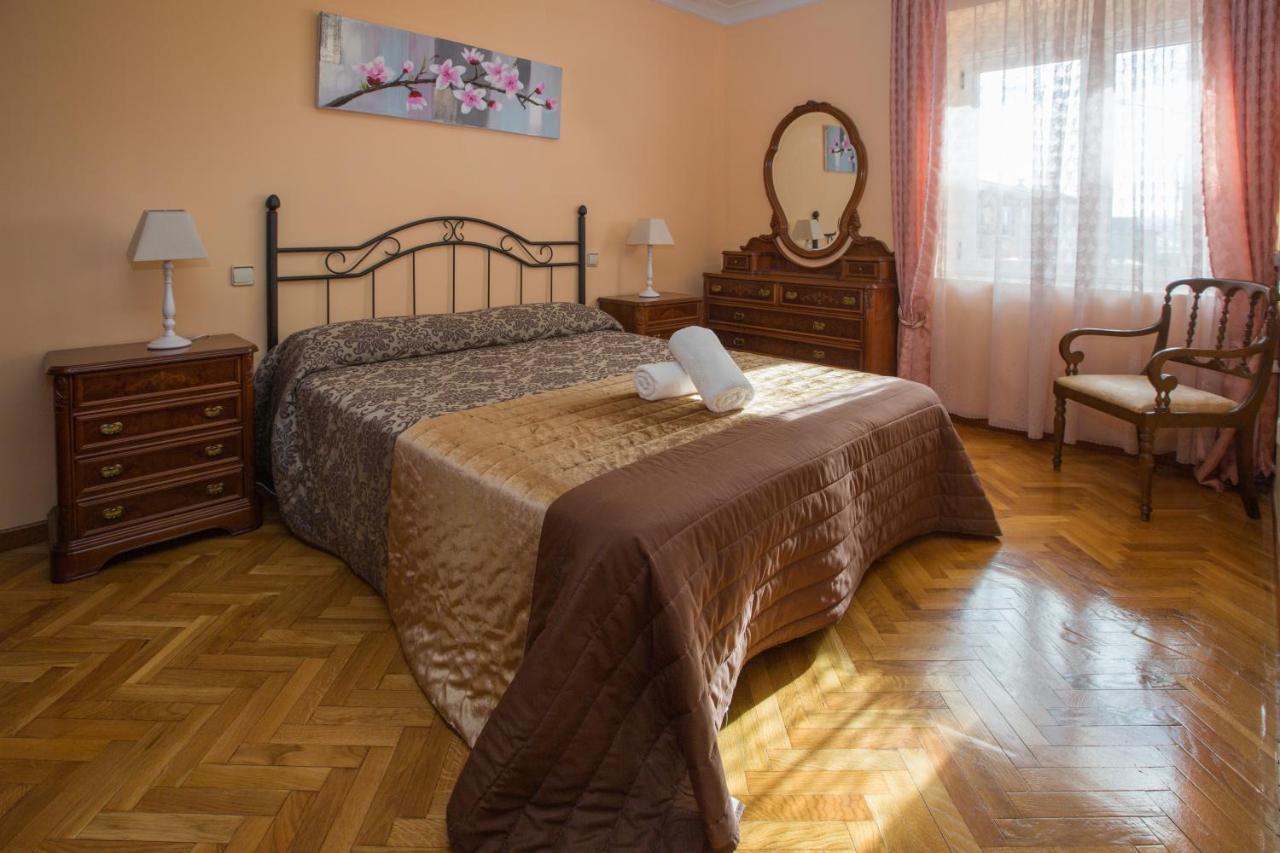 Apartamentos Turisticos Avila Villa Carmen II Bagian luar foto